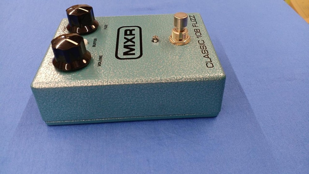 MXR CLASSIC 108 FUZZ EFFECTOR 854036