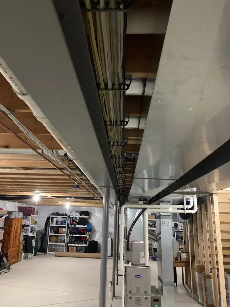 Rack-A-Tiers CC9024 Cable Chase - Wire Bracket