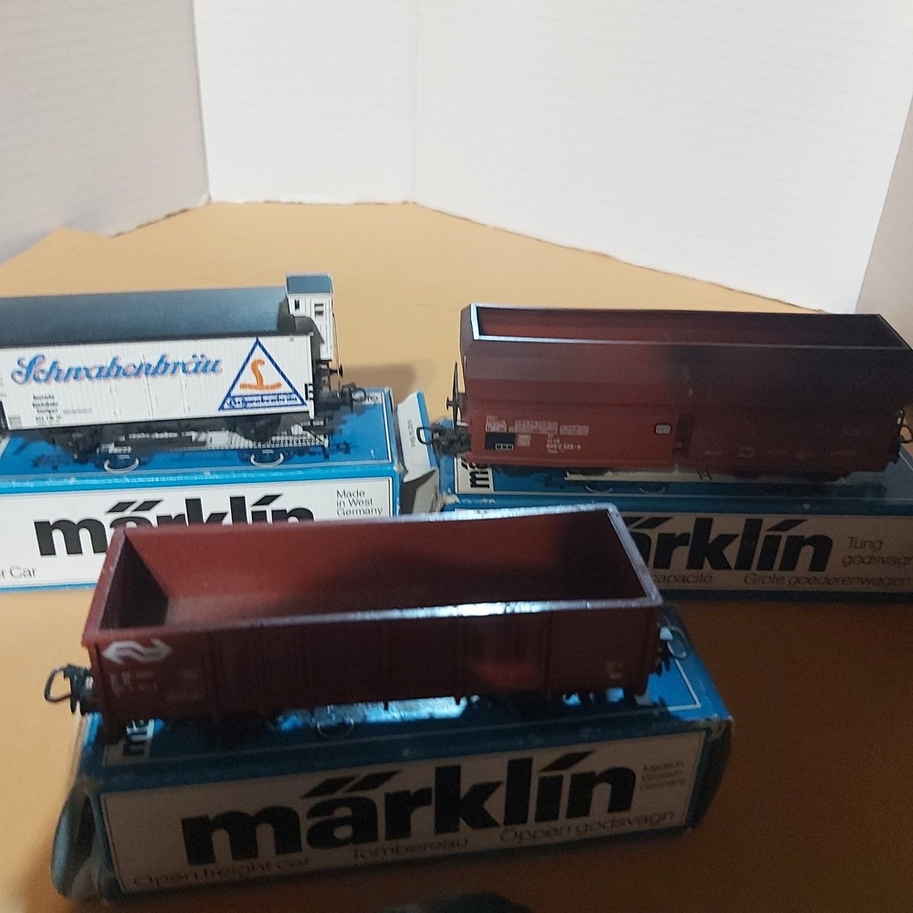 7 MARKLIN HO ROLLING STOCK