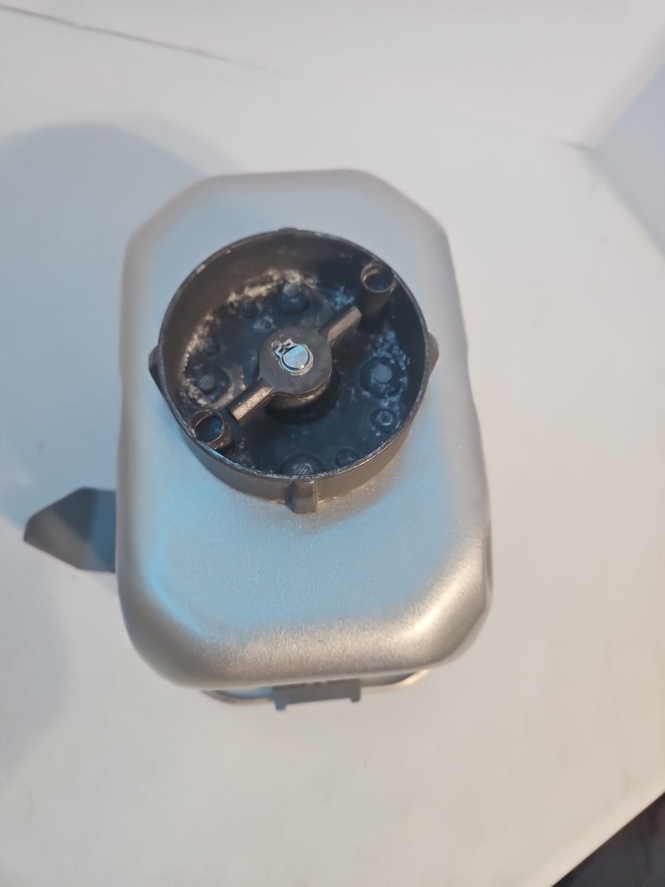 Breadman Pro Automatic Bread Maker Replacement Pan w/ Paddle, Model TR-777SPR