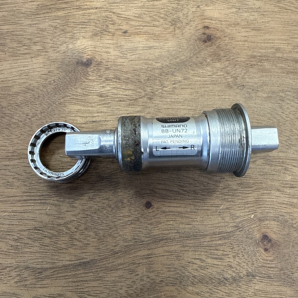 Shimano BB-UN72 Bottom Bracket Square Taper 68mm Shell 110mm Deore XT