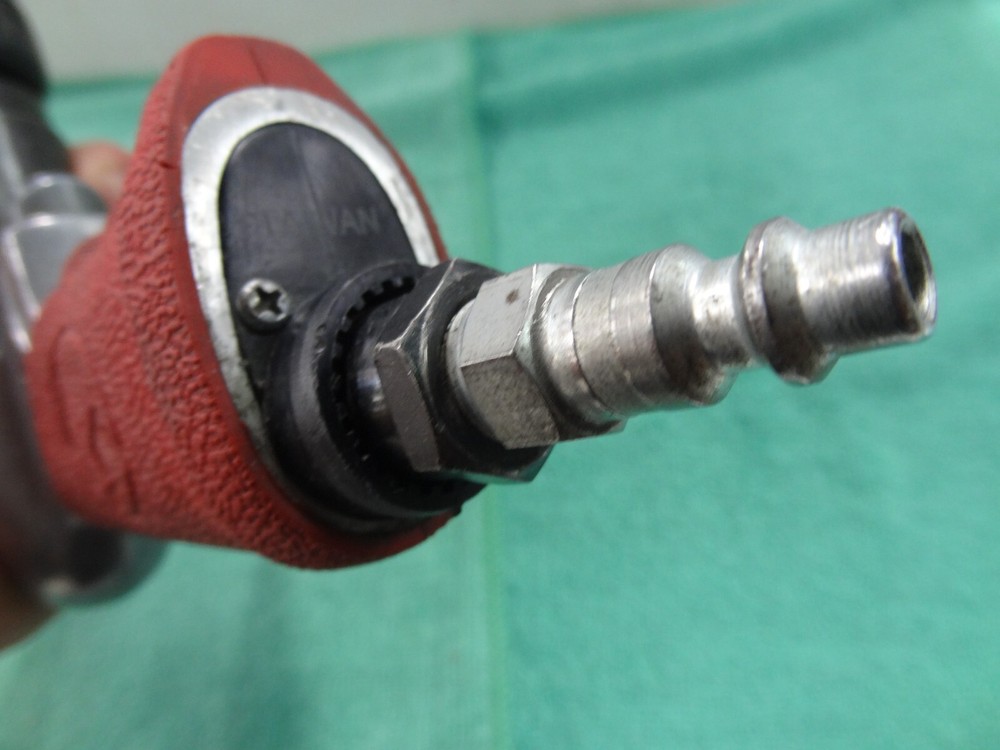 MATCO TOOLS SILVER EAGLE 3E144 3/8" REVERSIBLE KEYLESS AIR DRILL