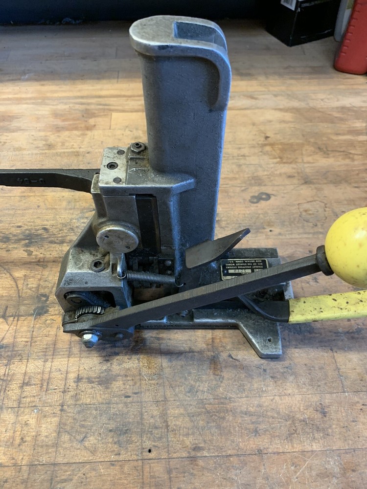 Stanley Combination Strapping Tool 5313602 for 3/8" banding