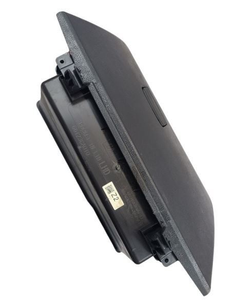 86 2017 Glove Box 594049
