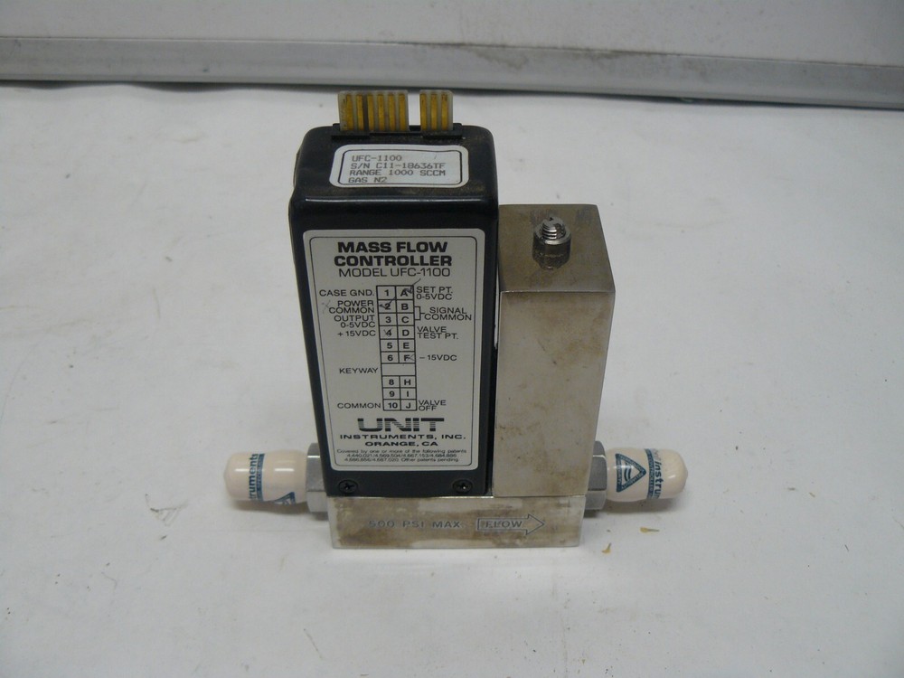 Unit Instruments UFC-1100 mass flow controller range 1000 SCCM gas N2