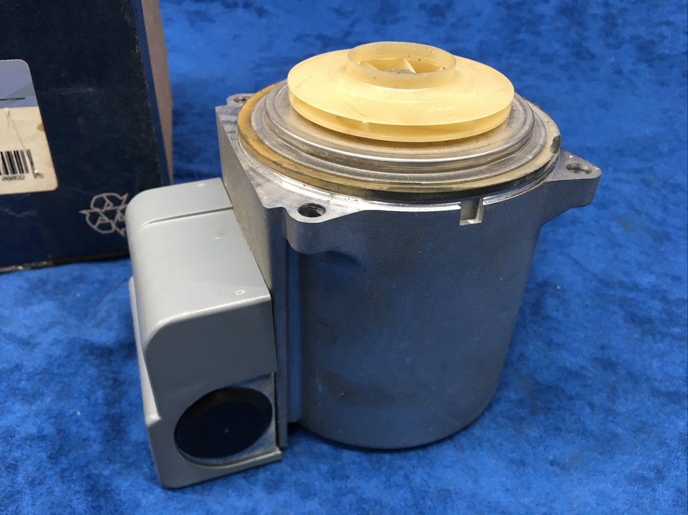GRUNDFOS CIRCULATION PUMP TYPE UP -64 #52722325