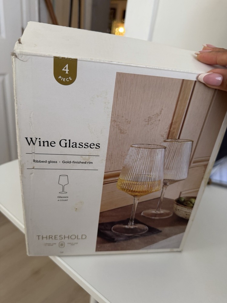4 Piece Wine Glasses