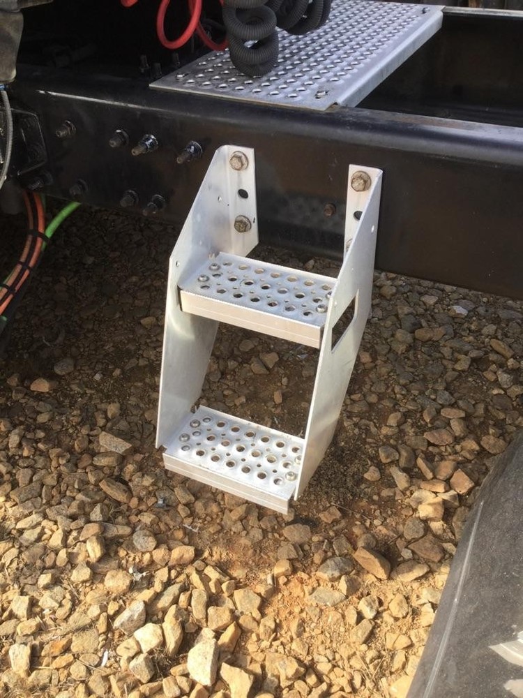 Replaces 2012 INTERNATIONAL PROSTAR FRAME STEP ,  GA