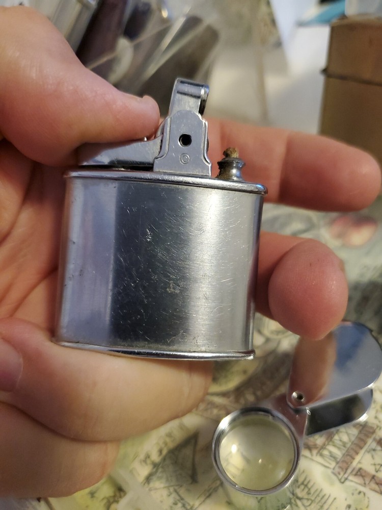 Vintage RONSON Standard Cigarette Lighter Vintage