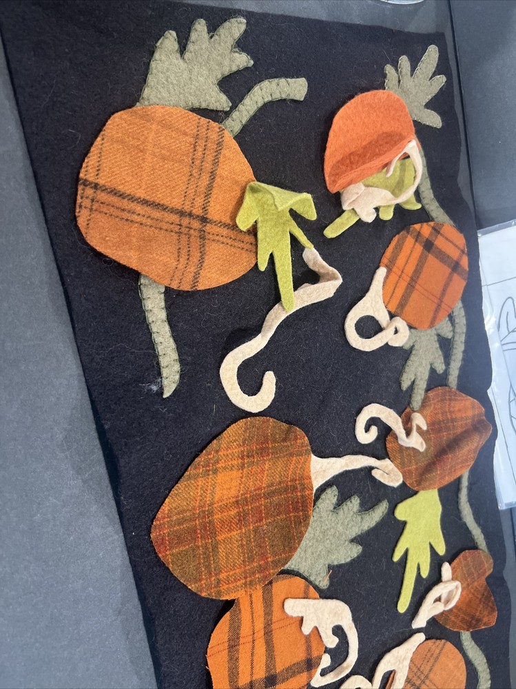 Ginger Sanchez "Gourd Harvest" Wool Embroidery Table Runner Pattern Project