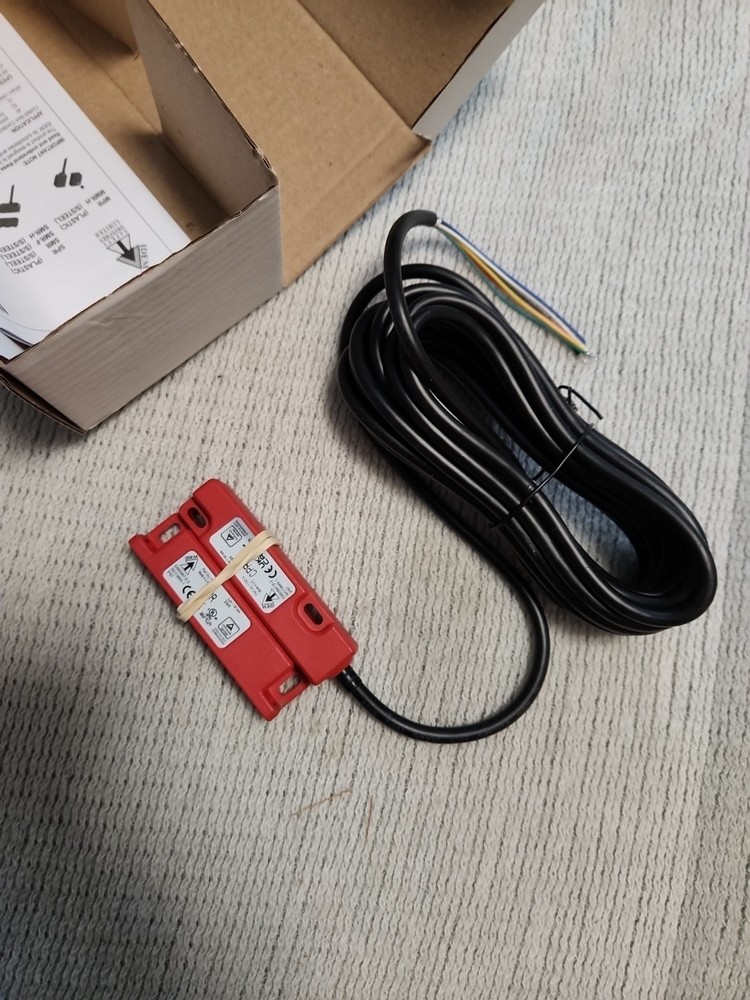 IDEM, CPR-113014, Safety Interlock Switch