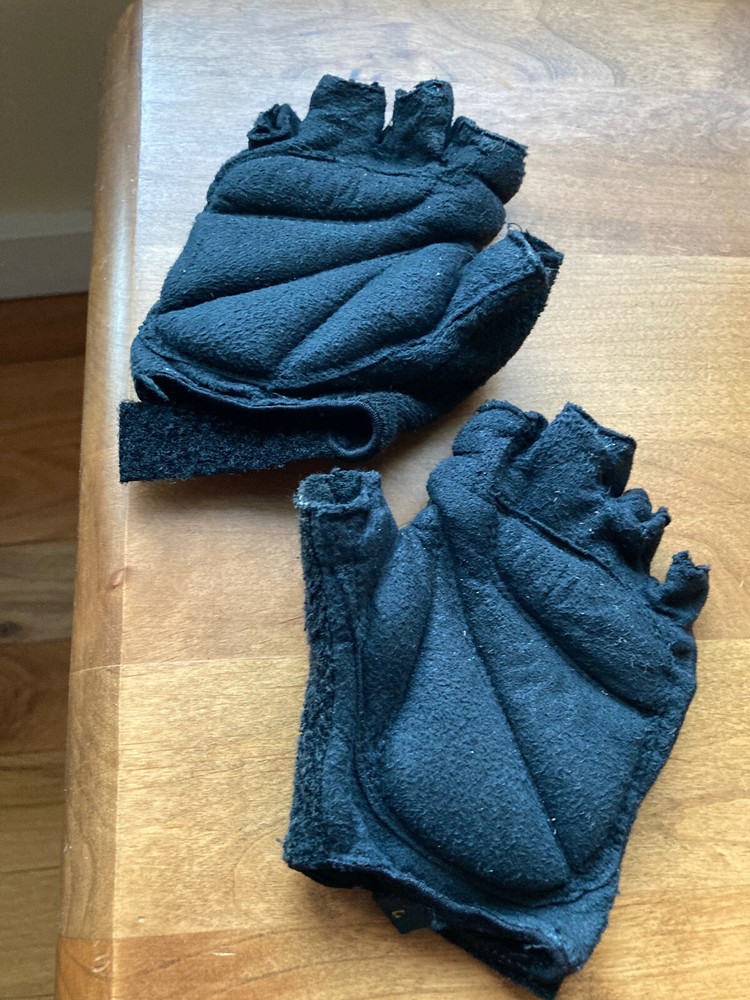 Bellwether Cycling Gloves, Black, Small, great condition