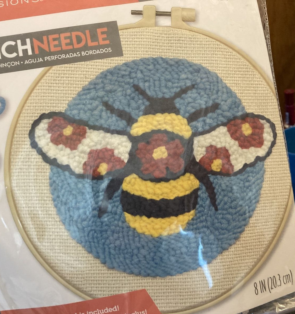 Dimensions Punch Needle "Bee" Kit w. punch needle tool