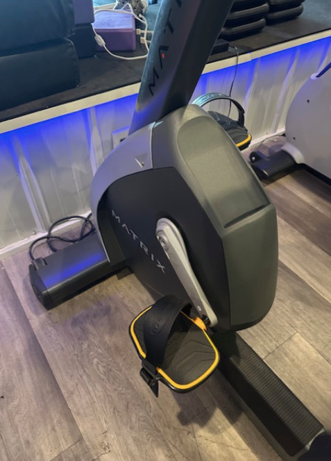 Matrix | Performance Recumbent Bike w/ Touch Console