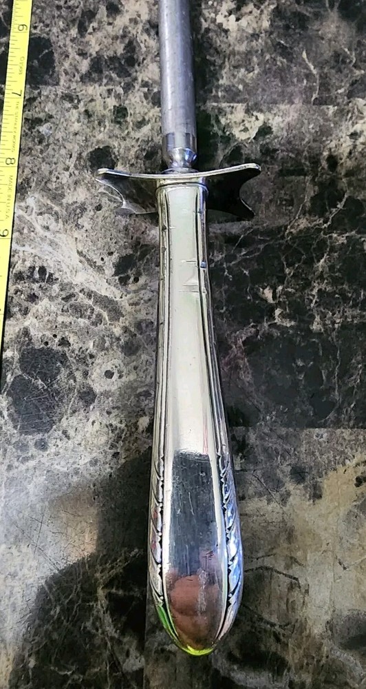 HOLMES & EDWARDS c1933 FIRST LADY SILVERPLATE HANDLE LARGE HONE/ KNIFE SHARPENER
