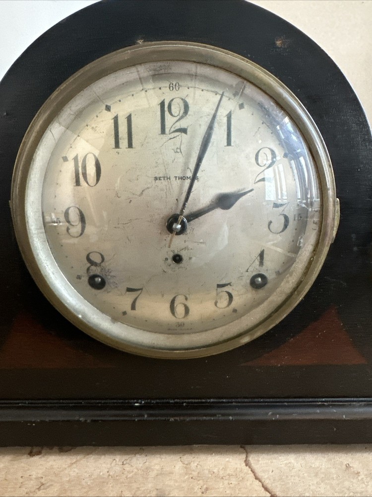 Seth Thomas Walnut Mech. Pendulum Mantel Clock With Key - Tested Works