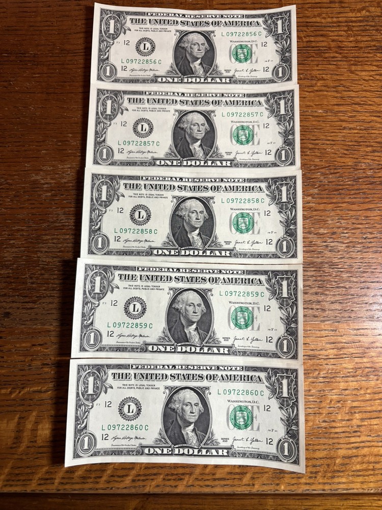 Fancy 1 Dollar Bill 5 Consecutive Serial Number Excellent Condition
