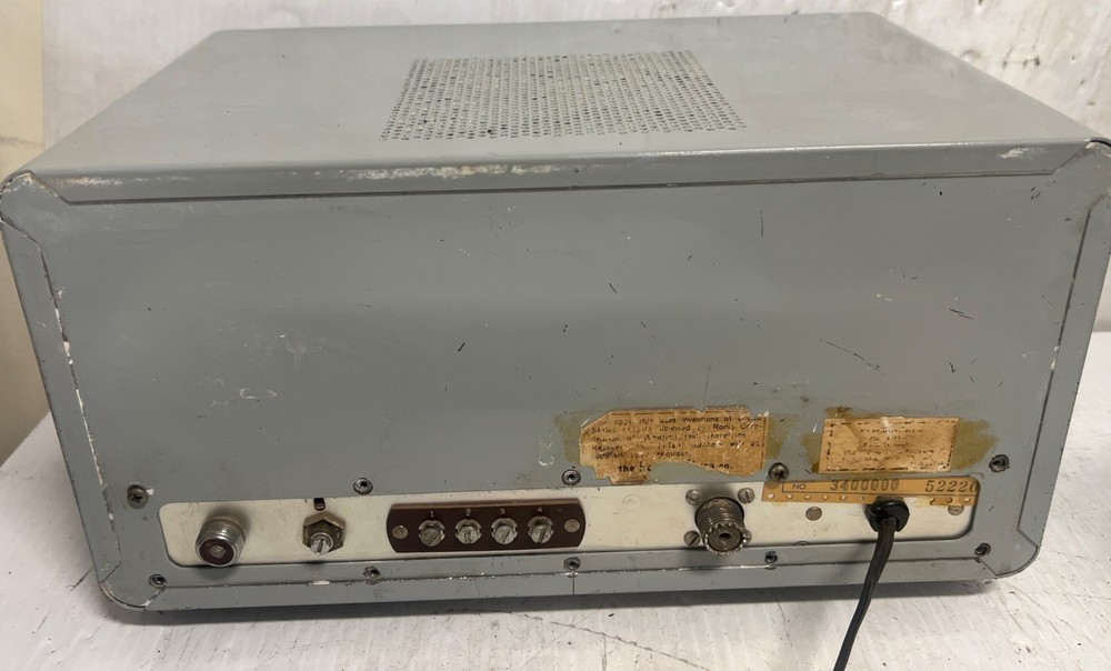 Hallicrafters HT-40 Radio Transmitter Re-Capped Works Please Read description.