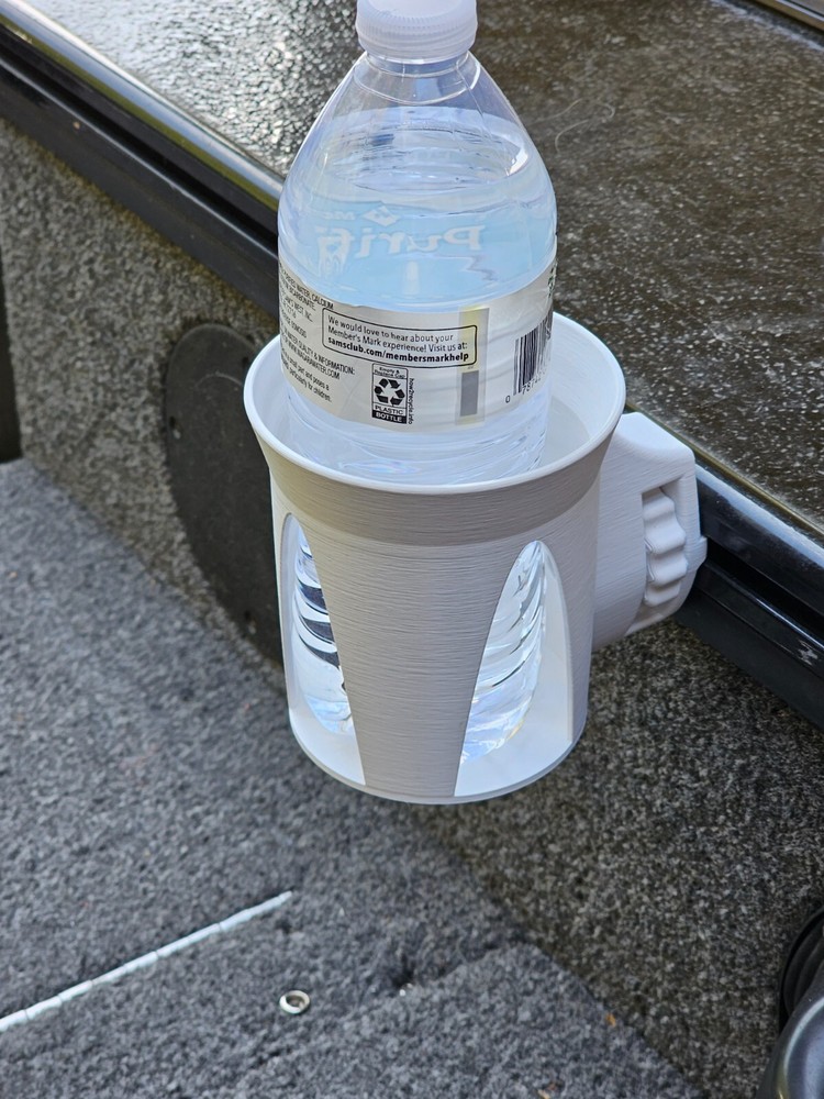 90 degree Cup Holder for LUND Sport Track System