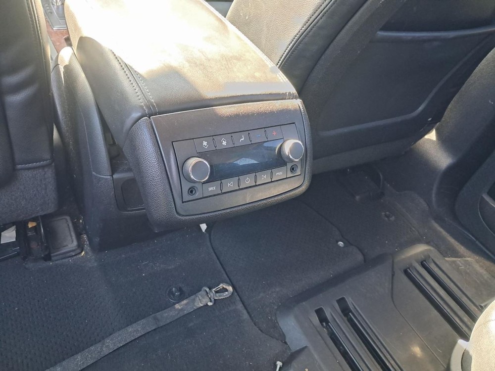 TRAVERSE 2014 Glove Box 4839217