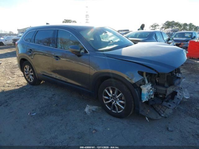 CX-9 2018 Glove Box 4958895