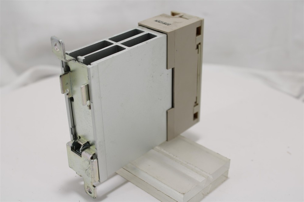 Omron Solid State Relay G3PA-210B-VD | 10A | 24–240V AC Load | 24VDC