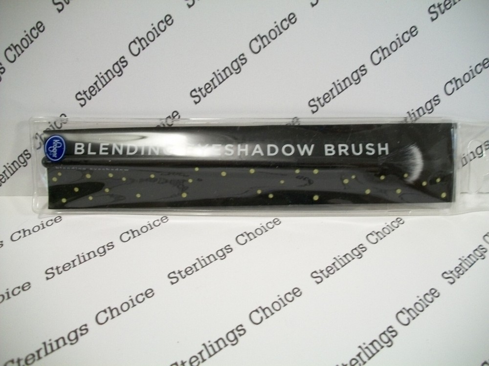 Kroger Blending Eyeshadow Brush #30787