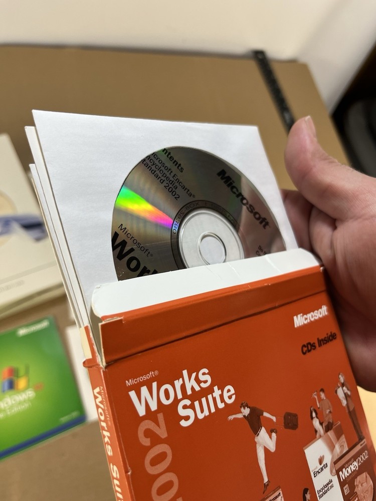 Dell Windows XP Operating System Installation CD’s Works Suite Software Vintage