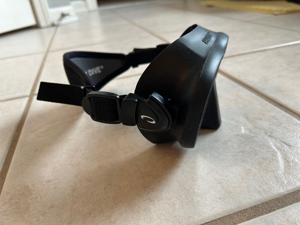 Oceanic Shadow Single Lens Low Volume Frameless Dive Mask