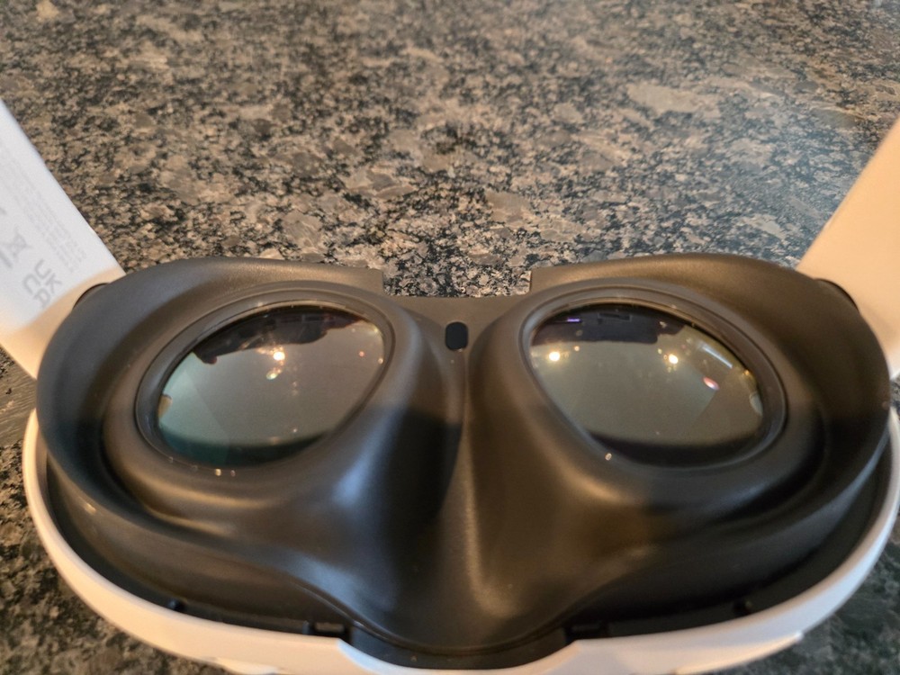 META QUEST 3 512GB HEADSET R3