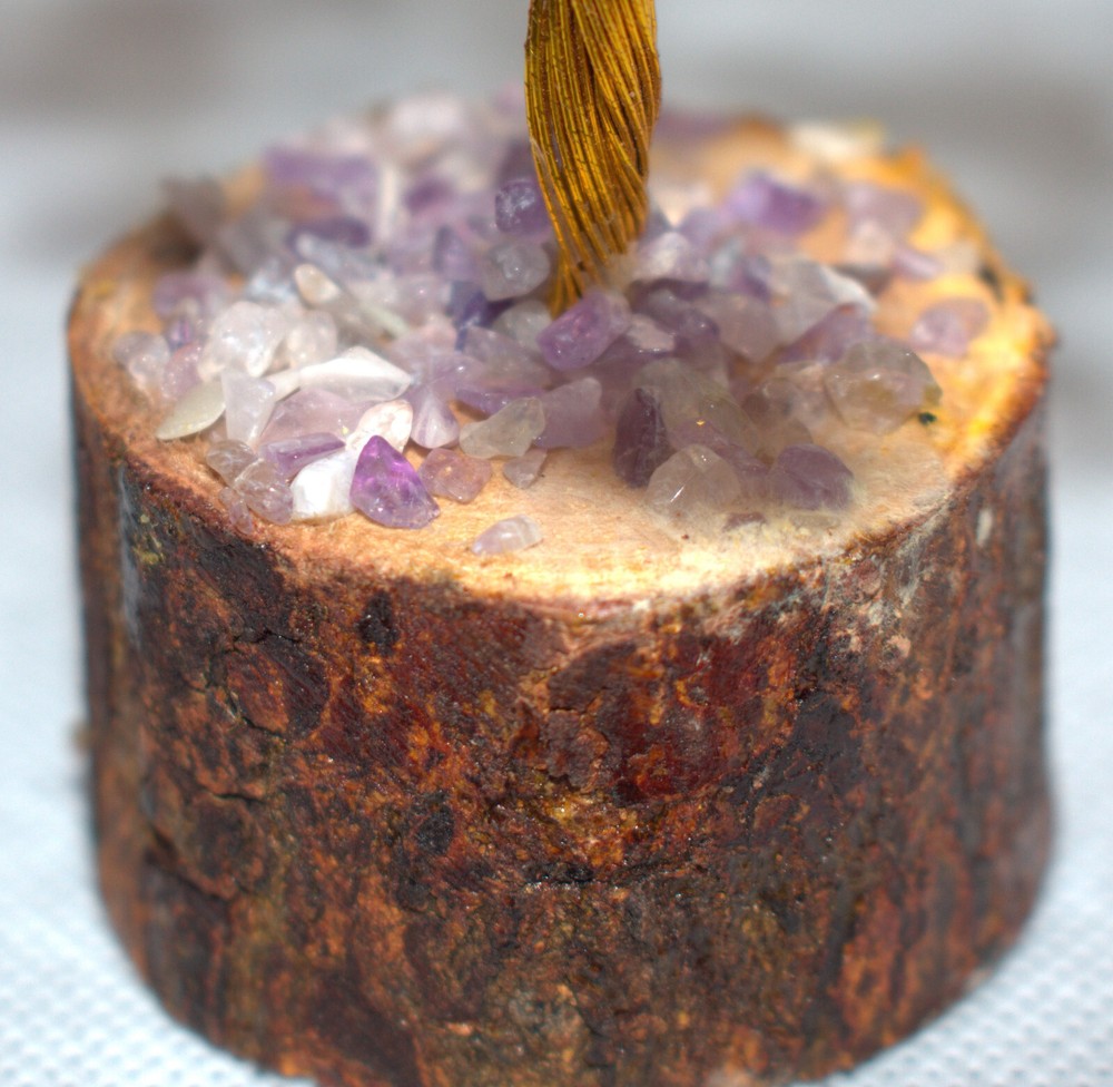 Pretty Amethyst Gem Tree w/100 Gemstones 6"