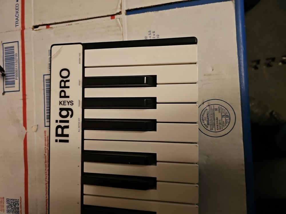 IK Multimedia iRig KEYS PRO 37-Key Controller