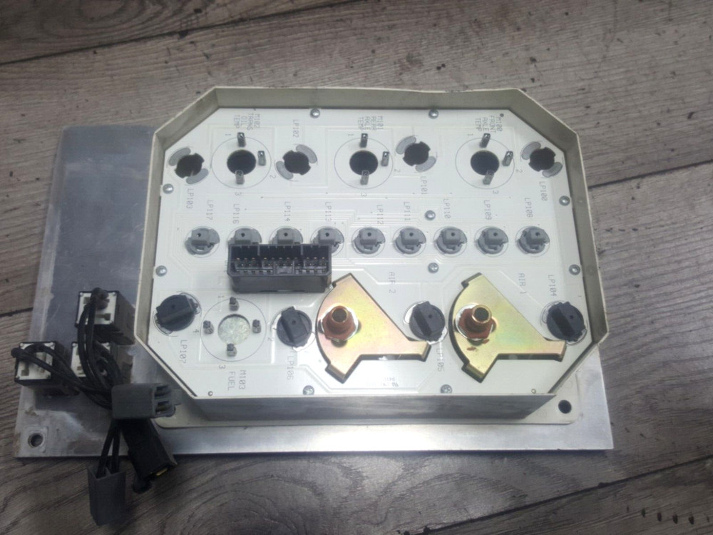 INTERNATIONAL INSTRUMENT CLUSTER 3665915C91