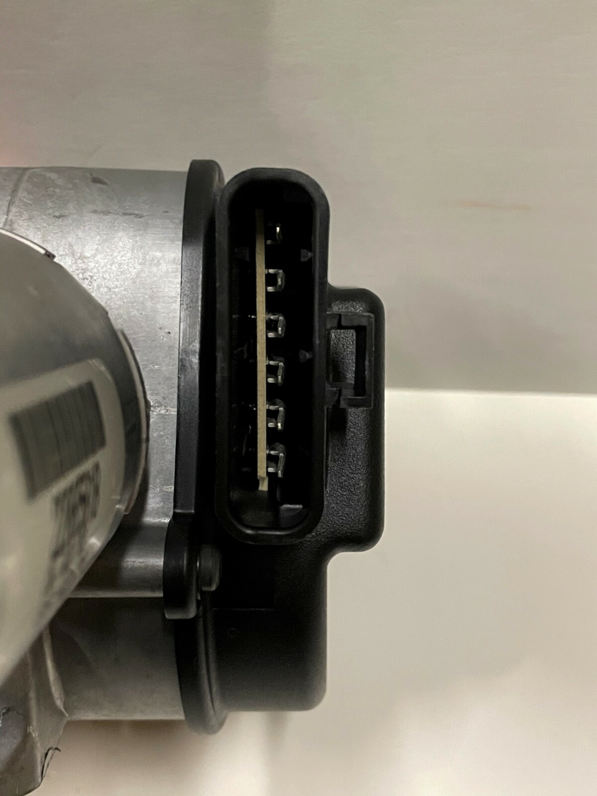 OEM Windshield Wiper Motor #22110871