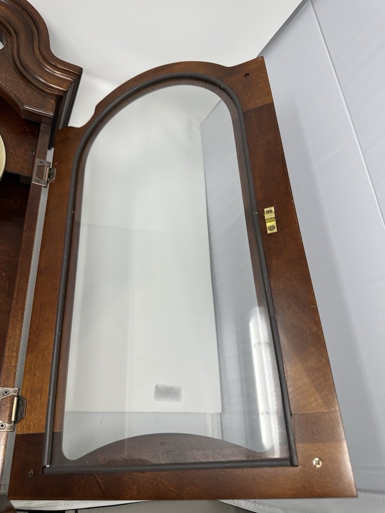 Howard Miller Everett 625-253 Chiming Wall Clock Winsor Cherry