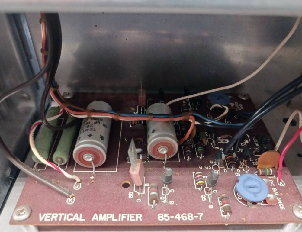 Vintage HEATHKIT Solid State 5" Oscilloscopes IO-102