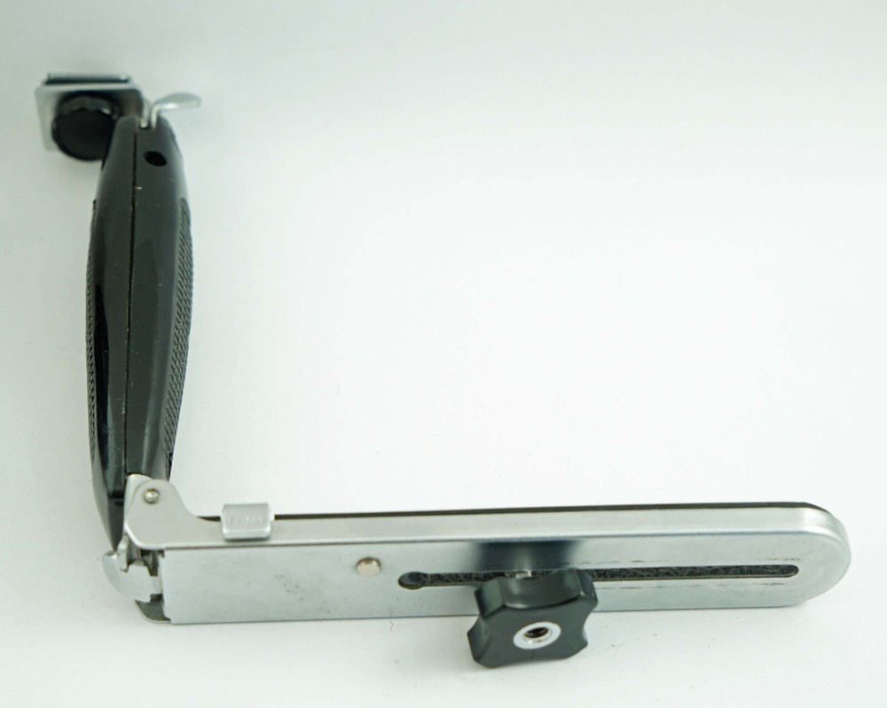 Foto 2001 Flash Bracket