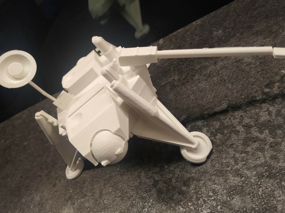 3d printed Nasa Viking lander 1:4