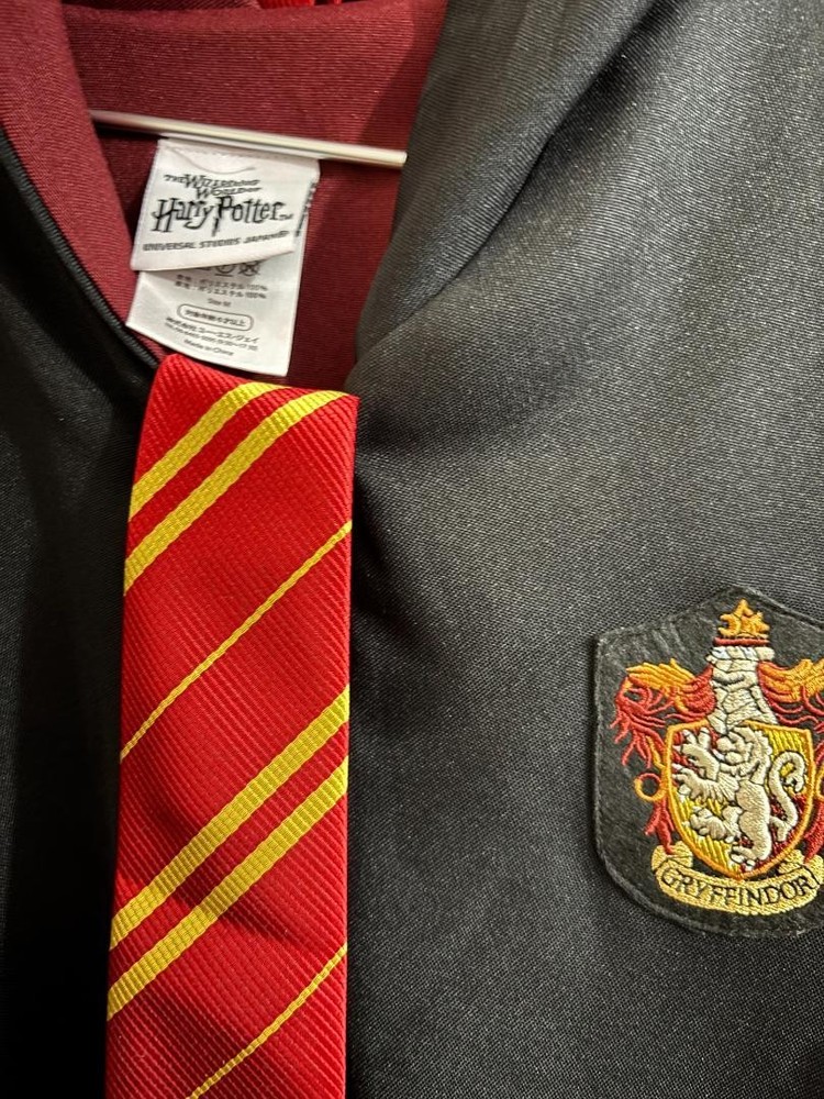 Authentic Harry Potter Gryffindor Robe and Accessories Set x 2