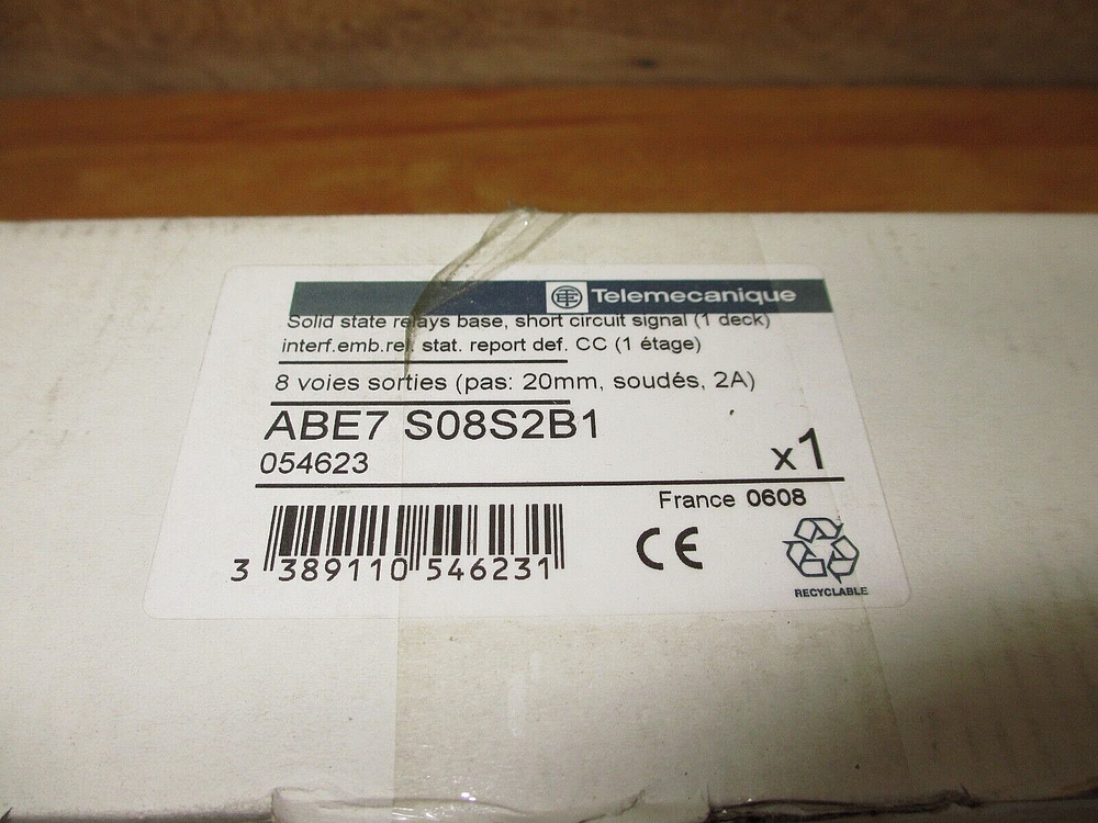 Telemecanique ABE7 S08S2B1 *NEW* Solid State Relay Base