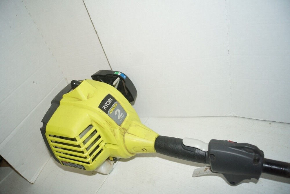 Ryobi RY252CSVNM 2 Cycle -17 String Trimmer Engine UNTESTED NO RETURNS FP515