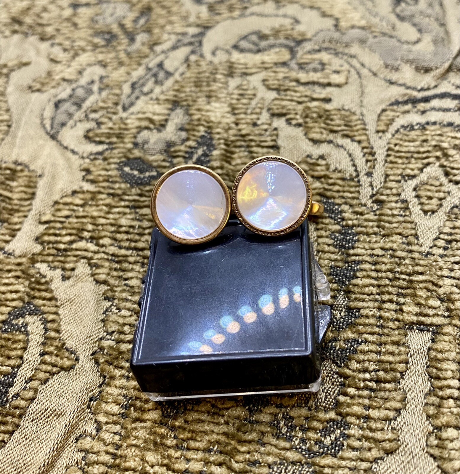 Vintage Mother of Pearl Hickok Cuff Links Holiday Gala ✨