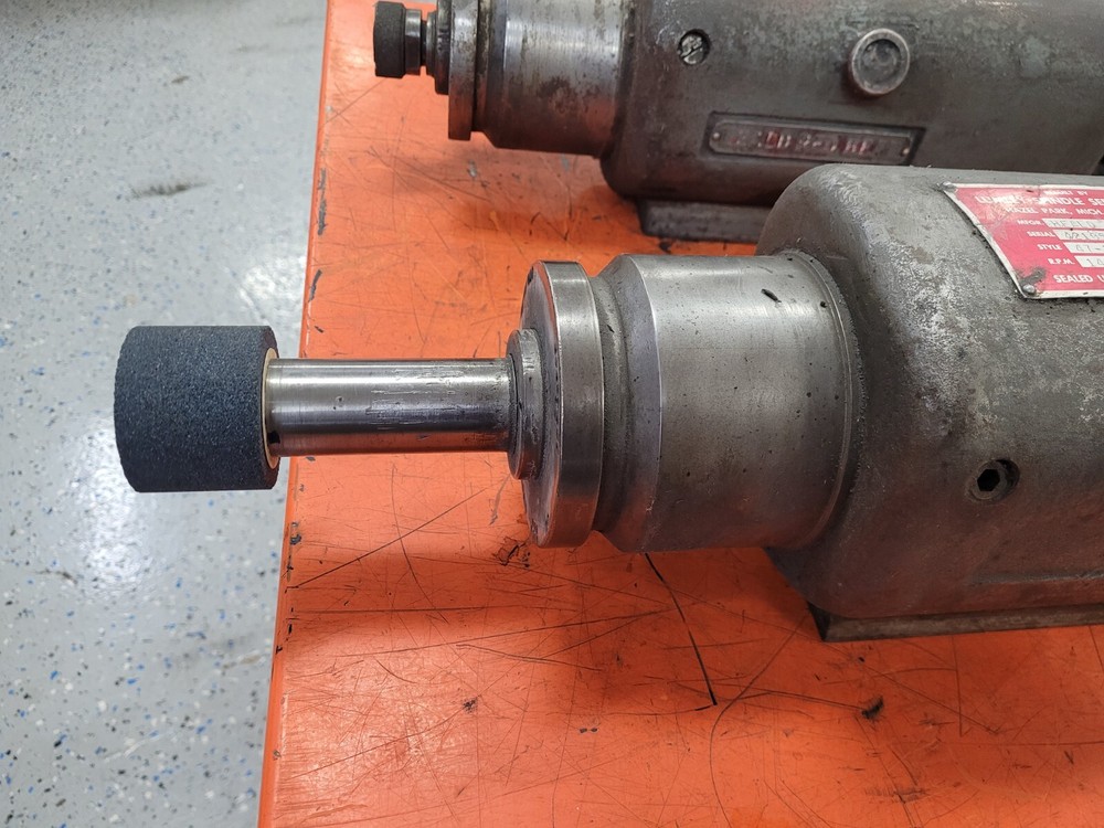 TWO HEALD RED HEAD GRINDING SPINDLES