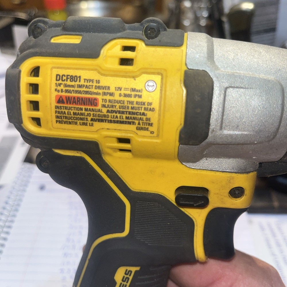 DEWALT 1/4" Impact Driver 12 Volt With Battery