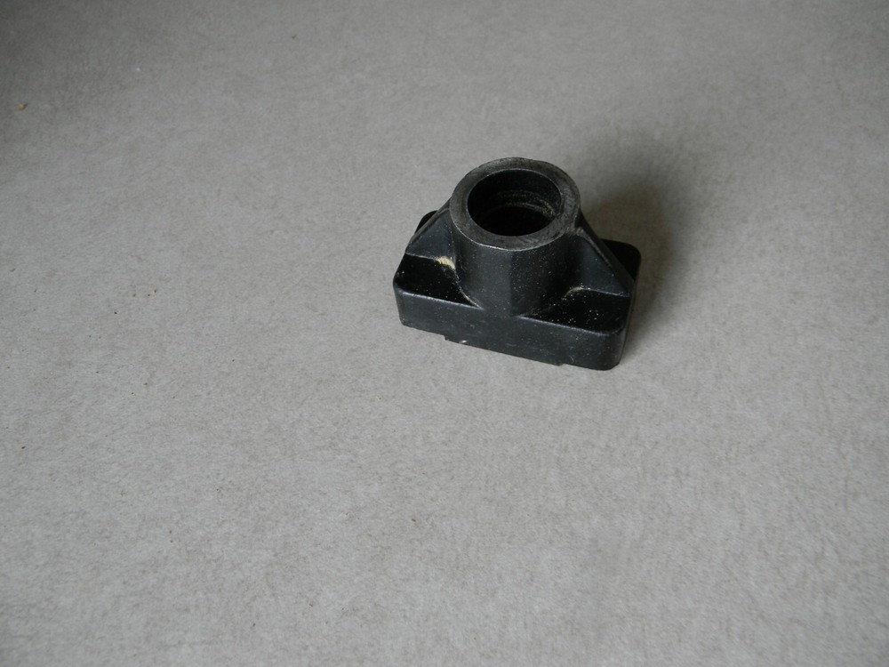 Delta 22-580 head locking shoe, 1342160
