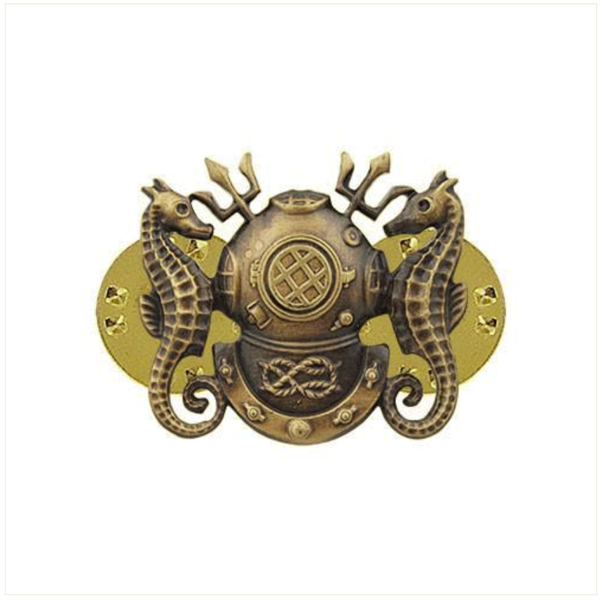 Vanguard BADGE: DIVING OFFICER - MINIATURE, OXIDIZED