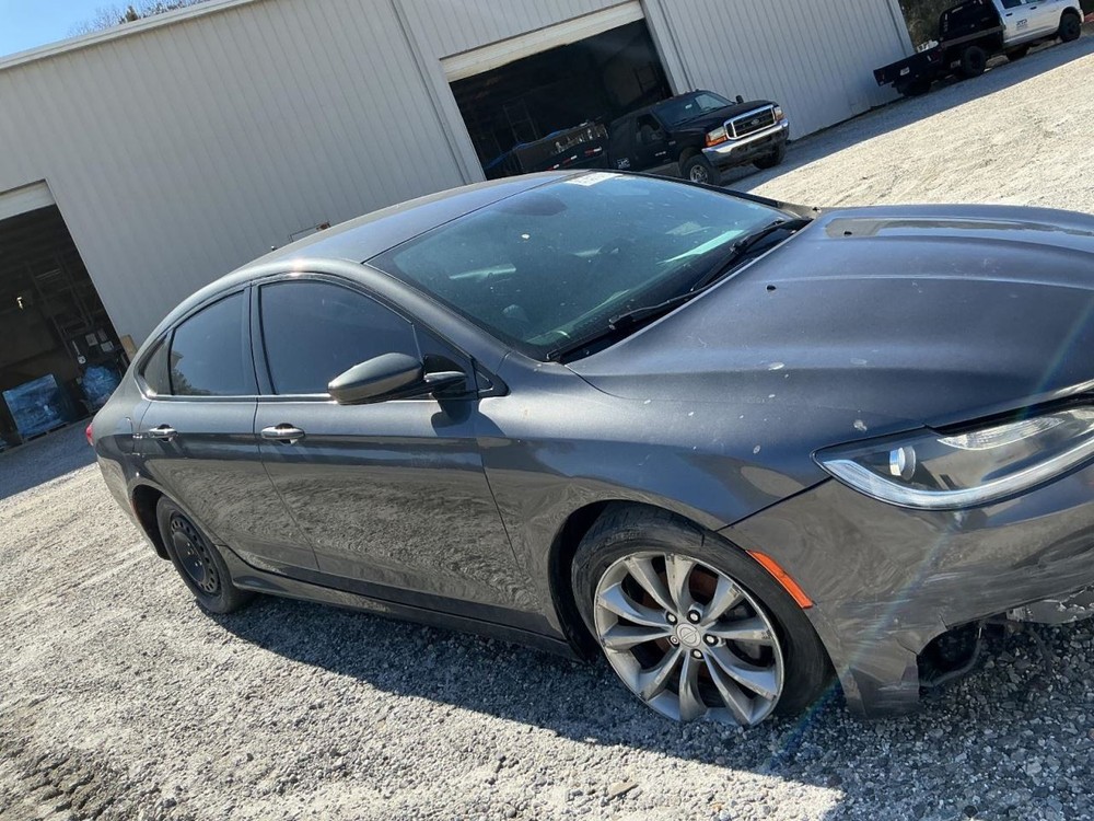 200 2015 Glove Box 4997899