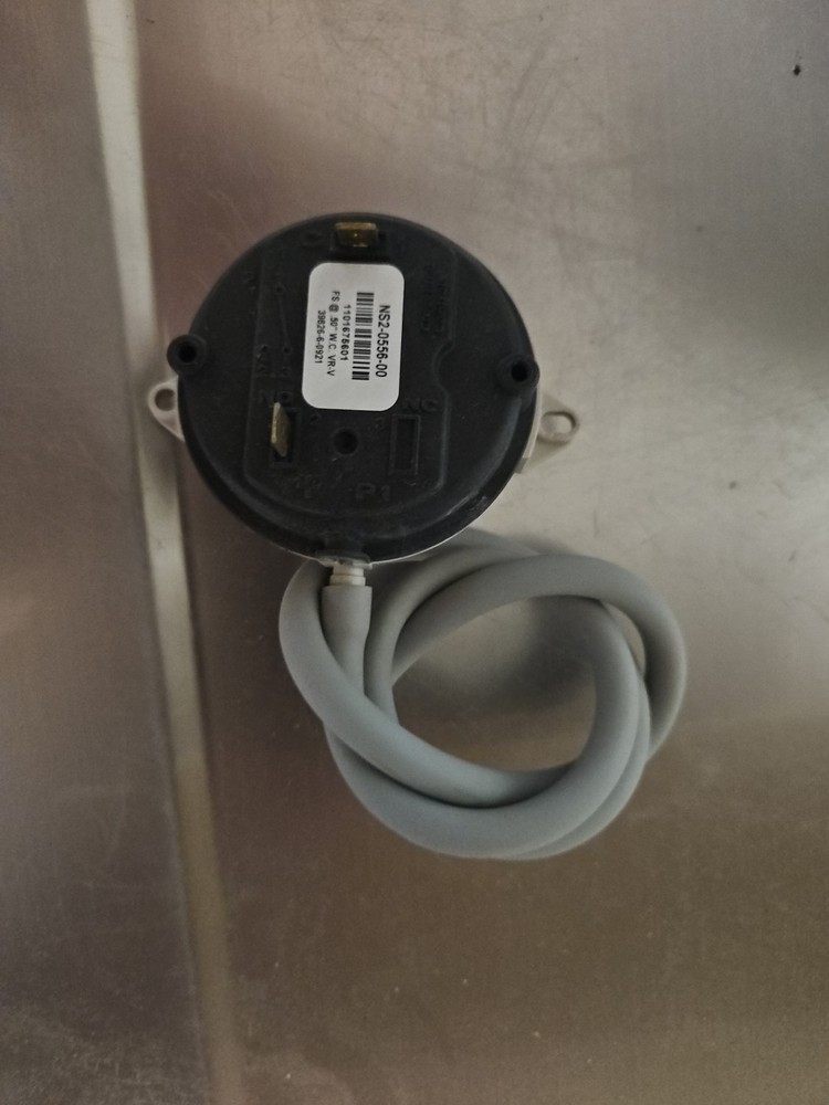 Genuine Hayward FDXLVPS1930 Vent Pressure Switch