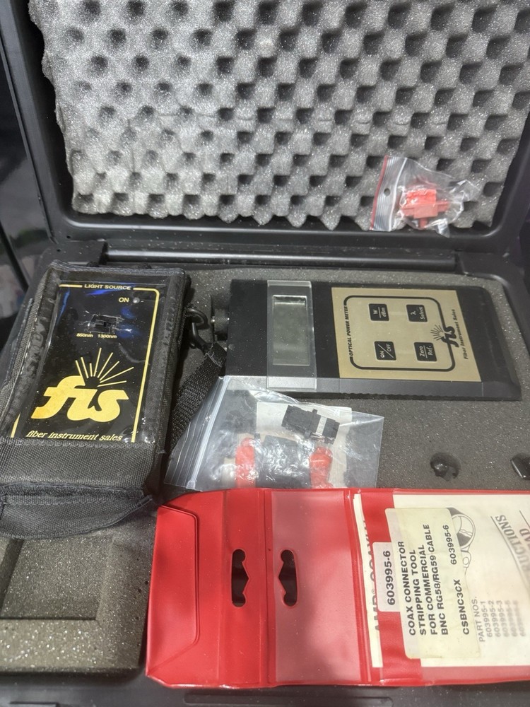 FIS Fiber Optic Test Kit - Light Source & Optical Power Meter With Case