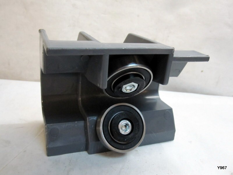 Upper holder, gray conveyor replacement part, 29097100, roller assembly